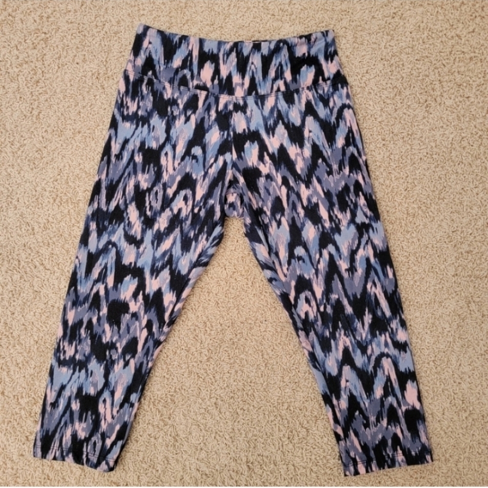 Balance Collection Painted Cropped Capri Leggings Size Small
